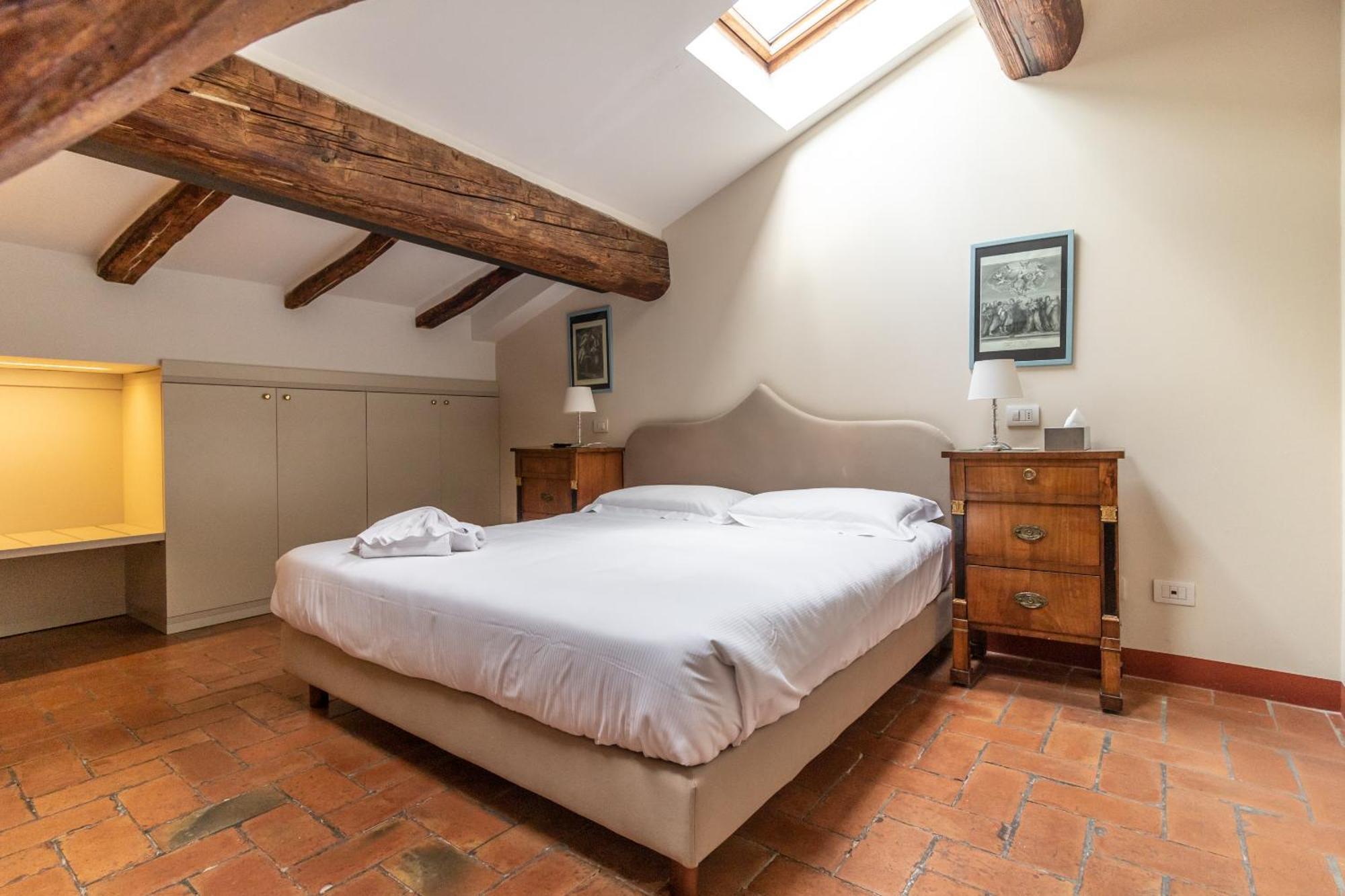 Casa Isolani Charms Rooms Santo Stefano Bolonia Exterior foto